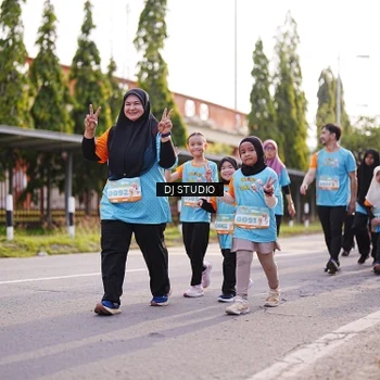 Runner Photo 8381438
