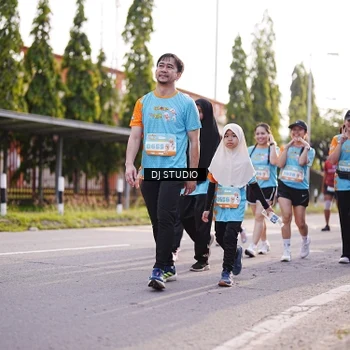 Runner Photo 8381444