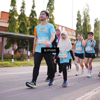 Runner Photo 8381457