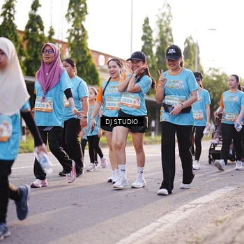 Runner Photo 8381463