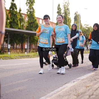 Runner Photo 8381497