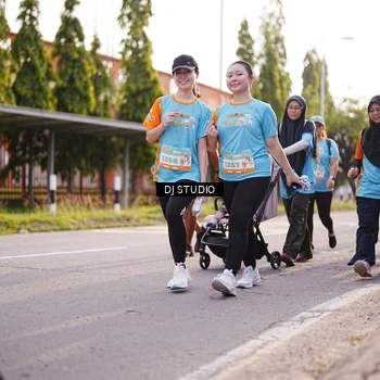 Runner Photo 8381498