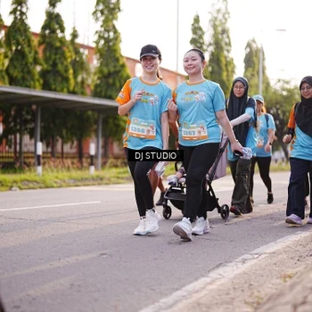 Runner Photo 8381499