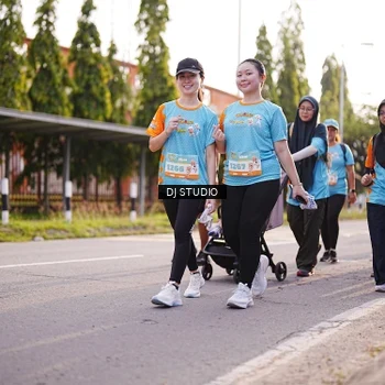 Runner Photo 8381505