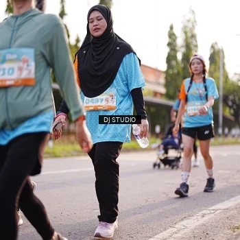 Runner Photo 8381546