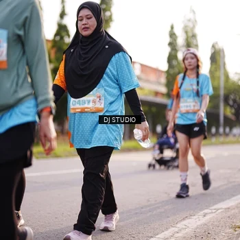 Runner Photo 8381549