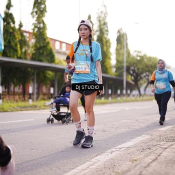Runner Photo 8381553