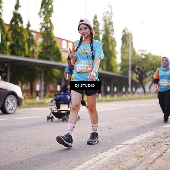 Runner Photo 8381555