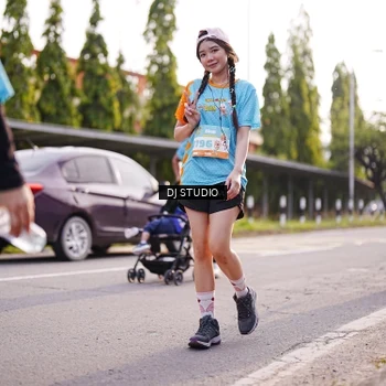 Runner Photo 8381559