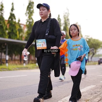 Runner Photo 8381635