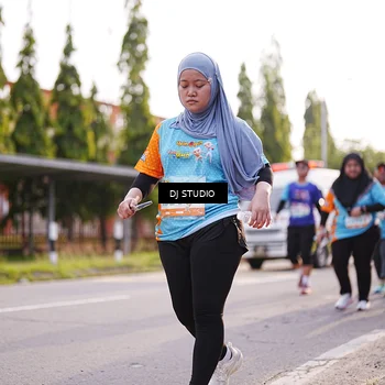 Runner Photo 8381665