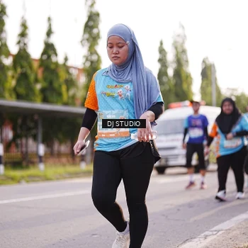 Runner Photo 8381668
