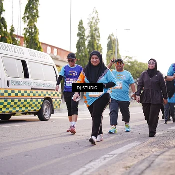 Runner Photo 8381673