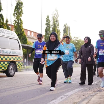 Runner Photo 8381677