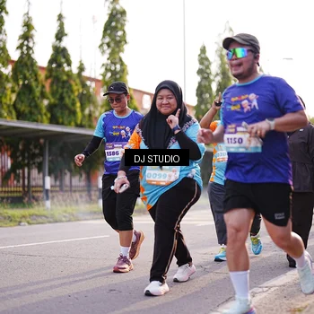 Runner Photo 8381696