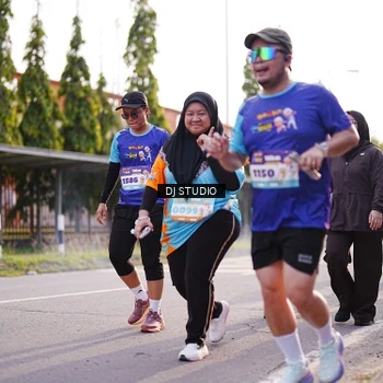 Runner Photo 8381699