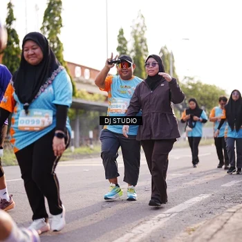 Runner Photo 8381700