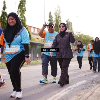 Runner Photo 8381701