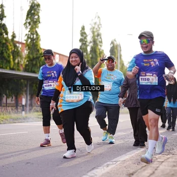 Runner Photo 8381729