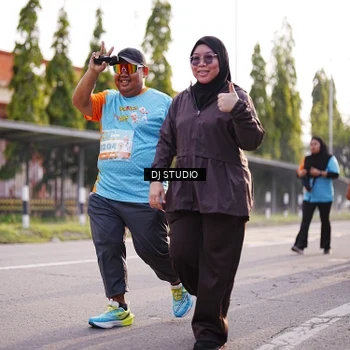 Runner Photo 8381730