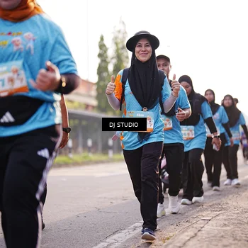 Runner Photo 8381760