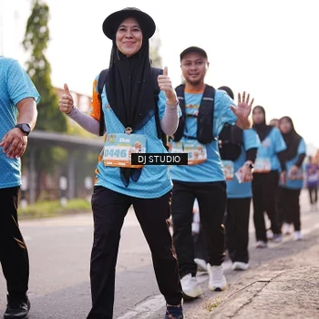 Runner Photo 8381775