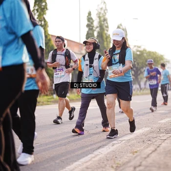 Runner Photo 8381836