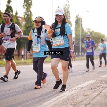 Runner Photo 8381845