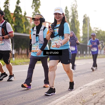 Runner Photo 8381849