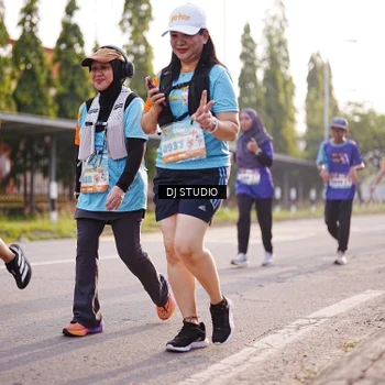 Runner Photo 8381854