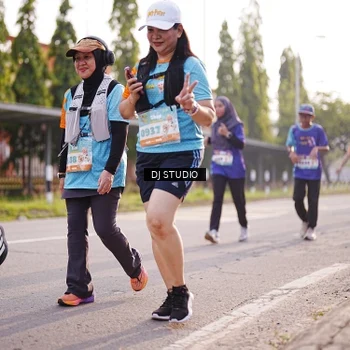 Runner Photo 8381856
