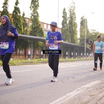 Runner Photo 8381861