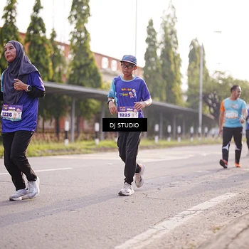 Runner Photo 8381867