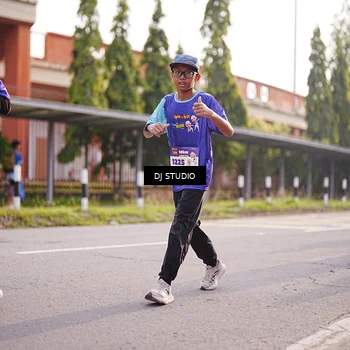 Runner Photo 8381873