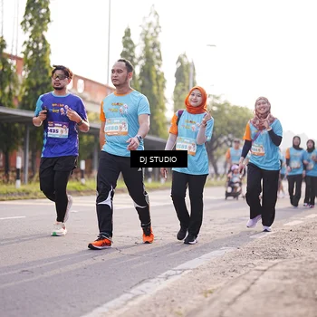 Runner Photo 8381898