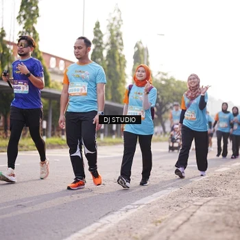 Runner Photo 8381902