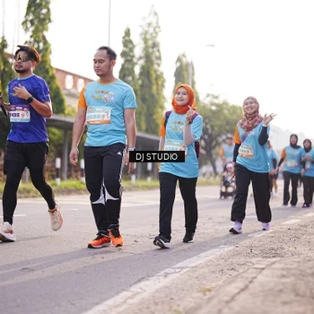 Runner Photo 8381909