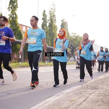 Runner Photo 8381911