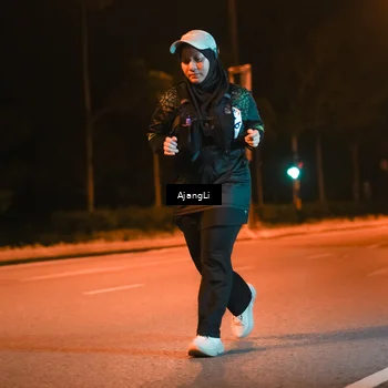 Runner Photo 8382010