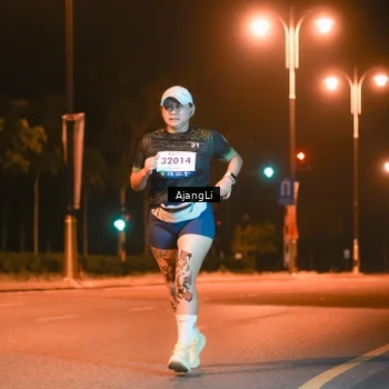 Runner Photo 8382040