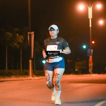 Runner Photo 8382046