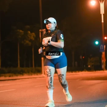 Runner Photo 8382051