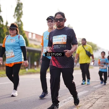 Runner Photo 8382068