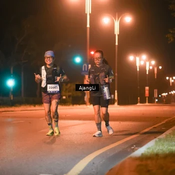 Runner Photo 8382070