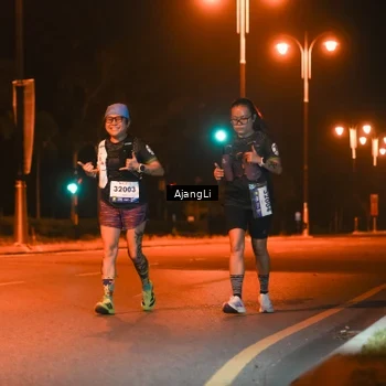 Runner Photo 8382075