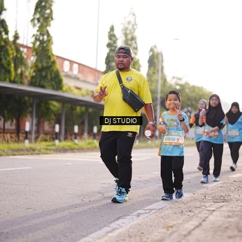 Runner Photo 8382087