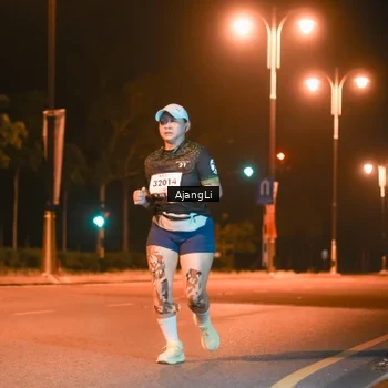 Runner Photo 8382097