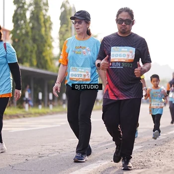 Runner Photo 8382104