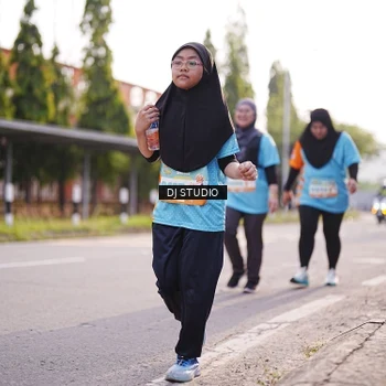 Runner Photo 8382135