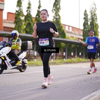 Runner Photo 8382155